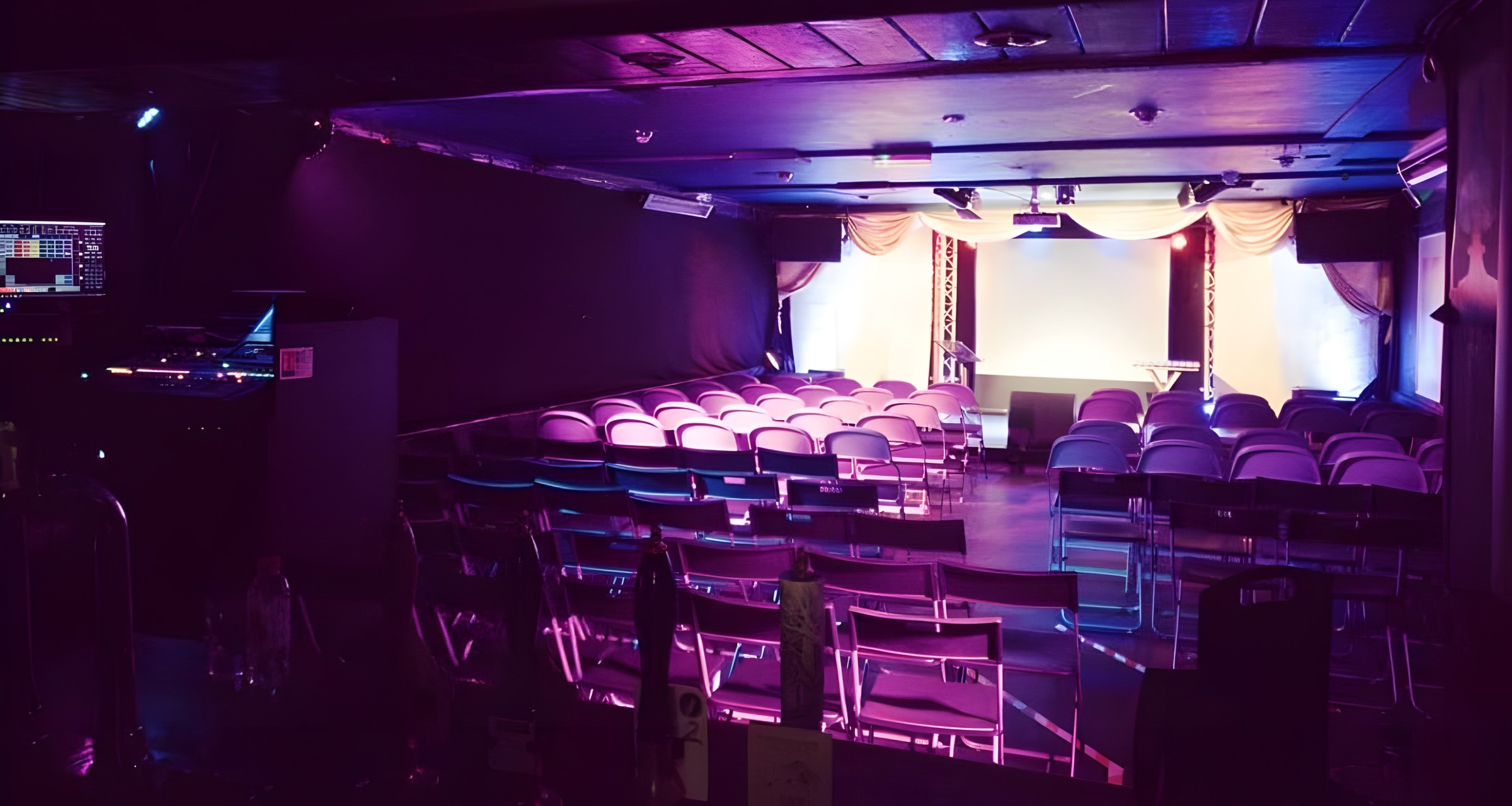 Acoustic Summer Special: Never The Twain + Sarah Rose + Billy Liberator + Wherewithal + Nadeen White + Etherial Music + Liam Carr