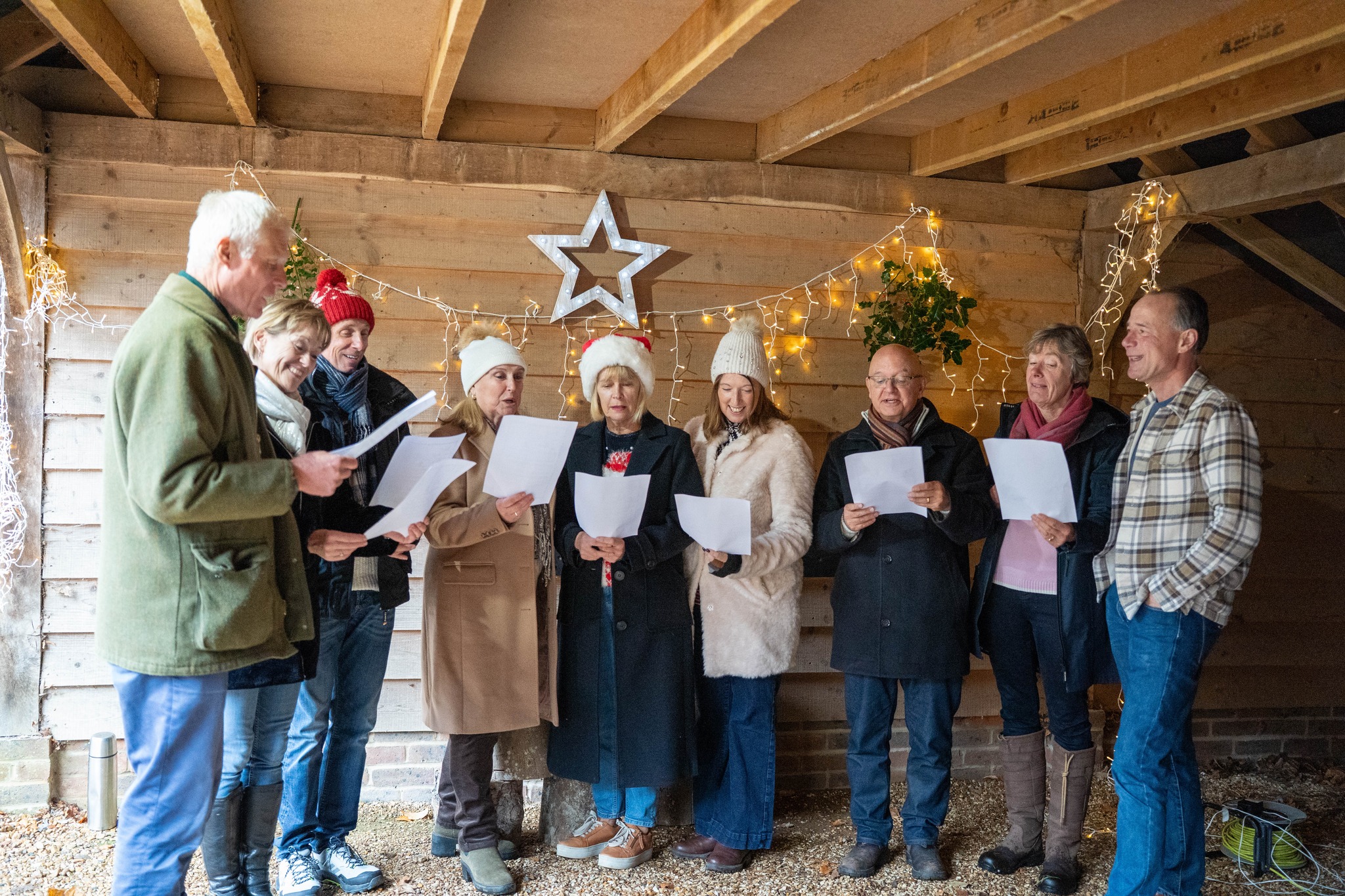 Carols in the Barn with Robbie and Mads